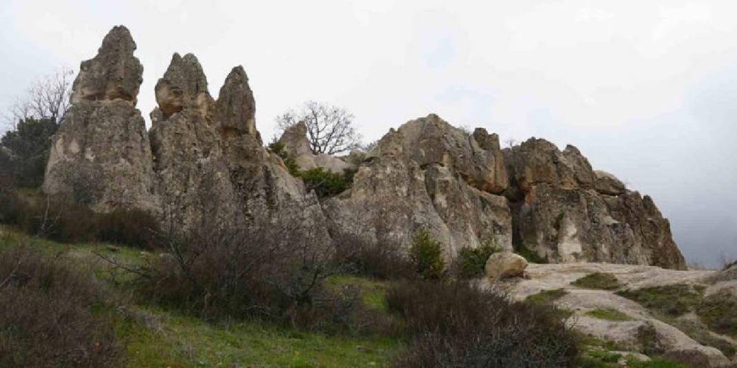 Burası Ankara’nın Kapadokyası! Doğa harikası peri bacaları görüntüsüyle mest ediyor 2